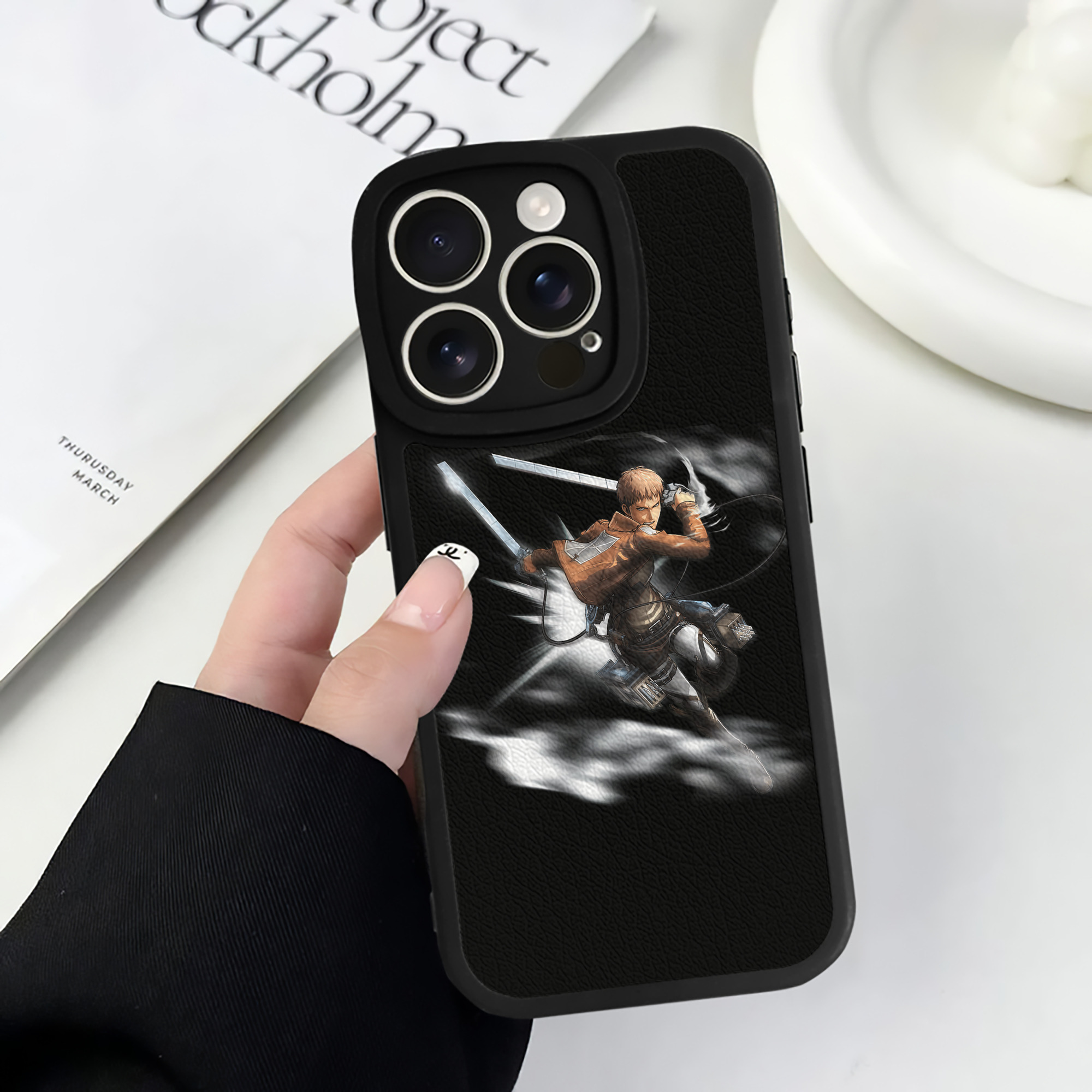 （画像用） 進撃の巨人 ジャン・キルシュタイン Attack on Titan Jean Kirstein 【iPhone 16シリーズ対応】シリコンスマホケース（レザー調） 材質：シリコン